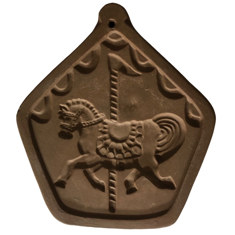 𝅺Vintage Hartstone Horse Cookie Biscuit Ceramic Stone Wear Baking Mold Carousel